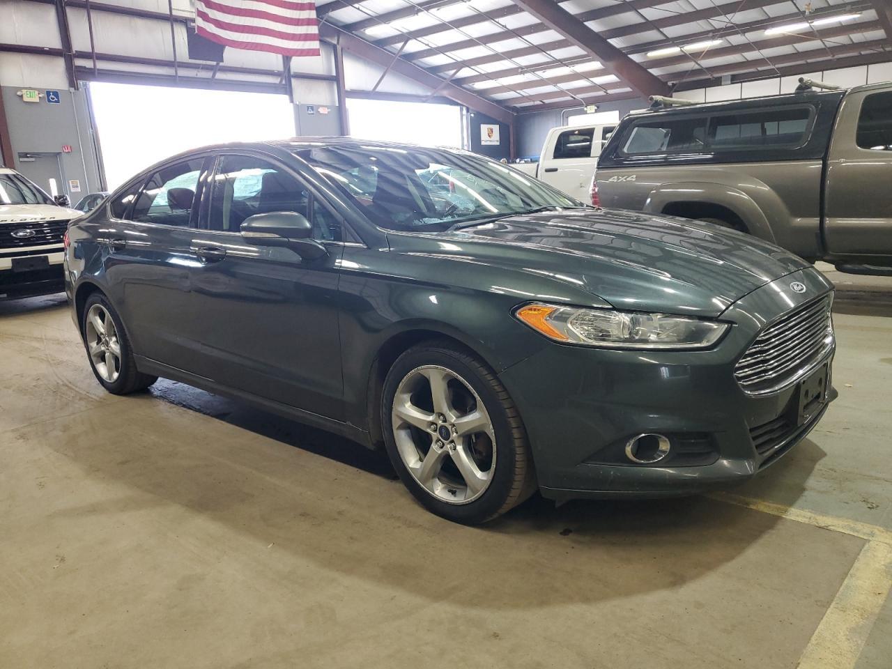 2015 Ford Fusion Se - Фото 4