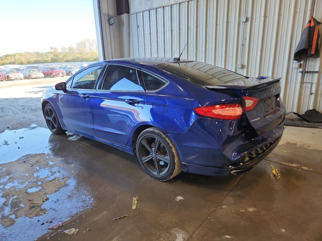 2016 Ford Fusion Se - Image 2