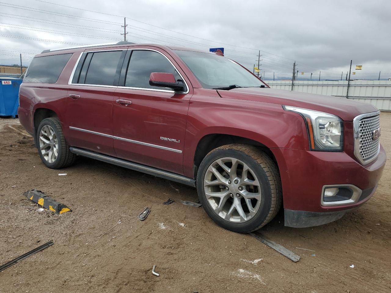2017 GMC Yukon Xl Denali - Фото 4