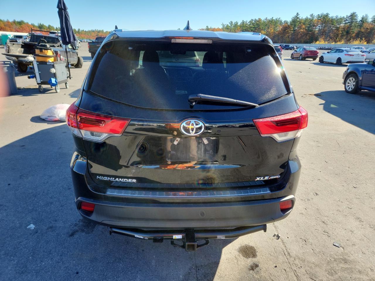 2018 Toyota Highlander Se - Image 6