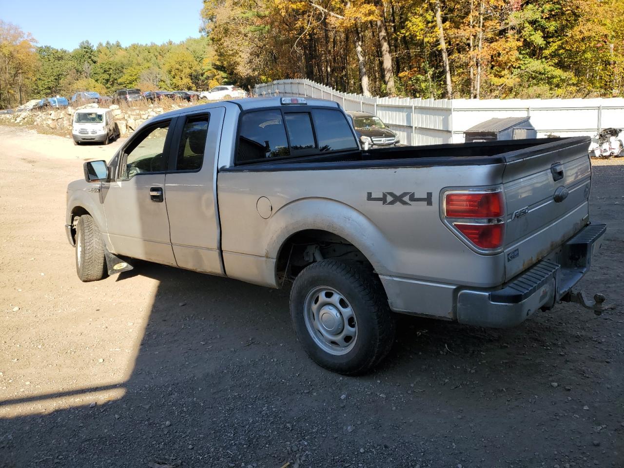 2014 Ford F150 Super Cab - Фото 2
