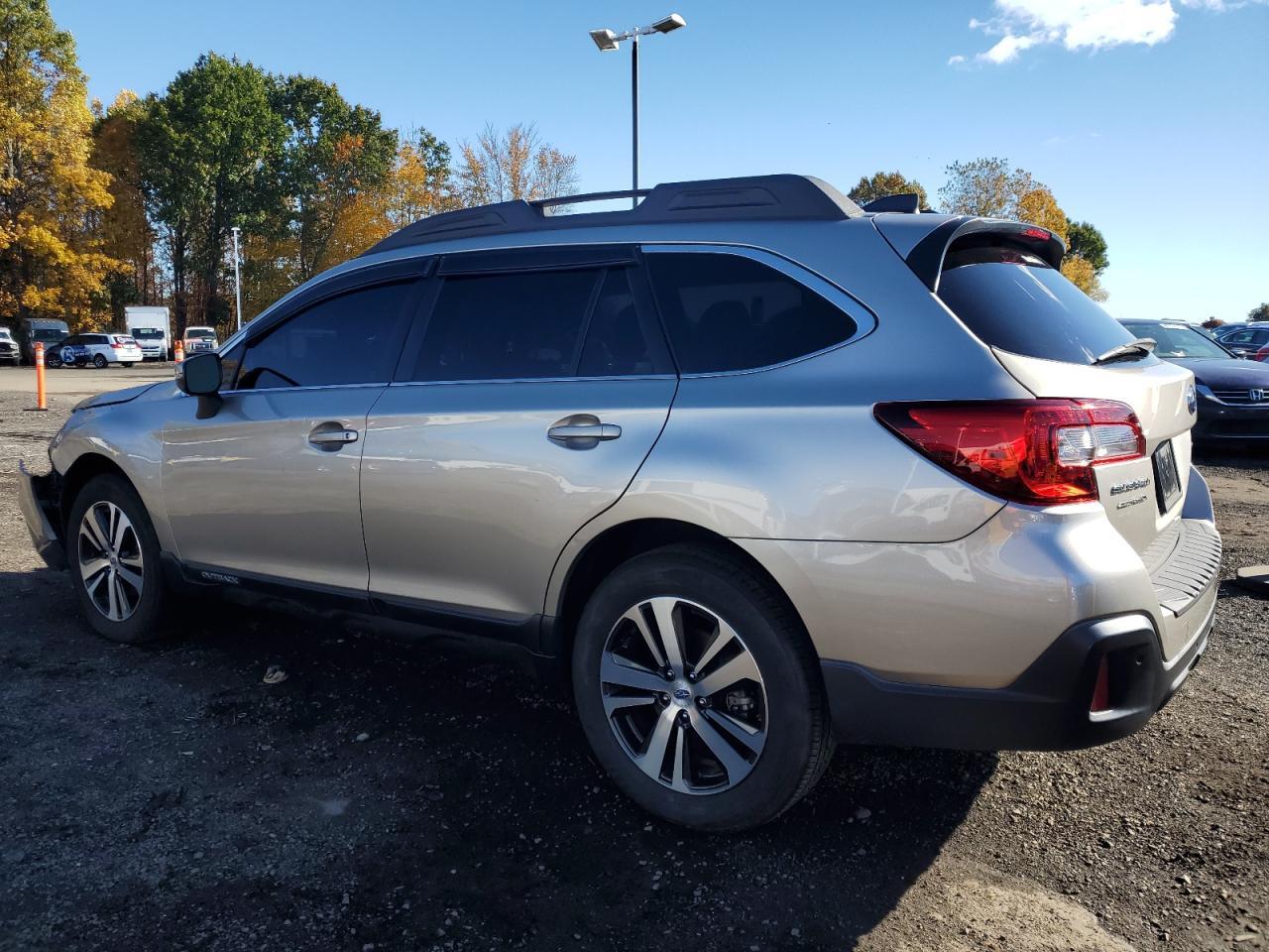 2018 Subaru Outback 2.5I Limited - Фото 2