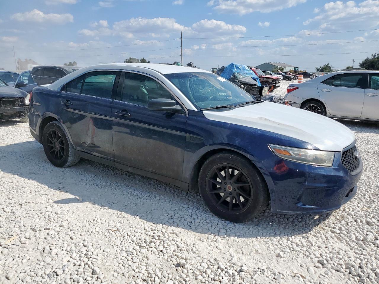 2013 Ford Taurus - Фото 4
