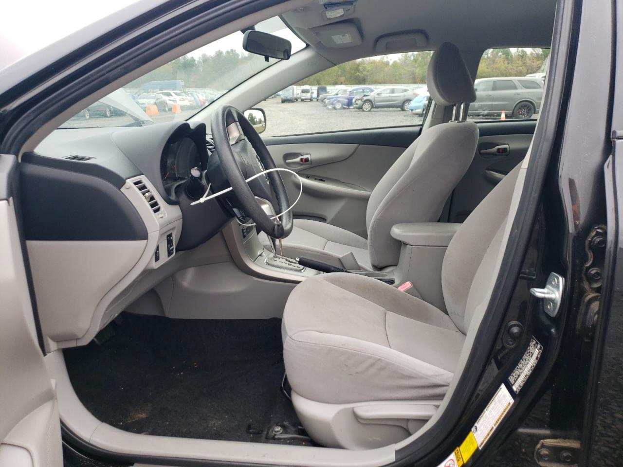 2012 Toyota Corolla Base - Фото 7