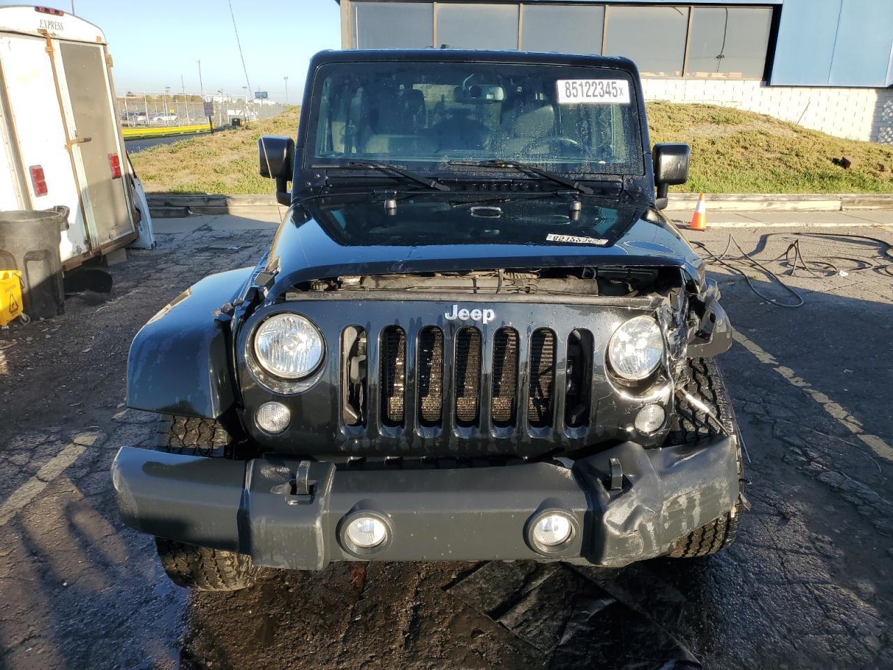 2015 Jeep Wrangler Unlimited Rubicon - Фото 5