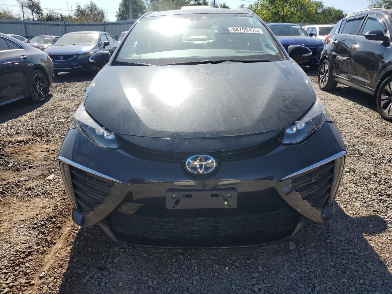 2016 Toyota Mirai - Image 5
