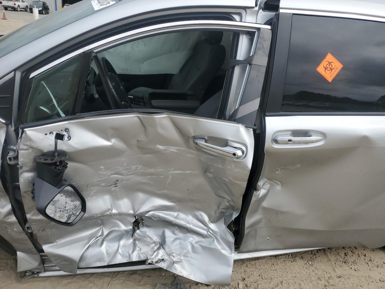 2022 Toyota Sienna Xle - Image 7