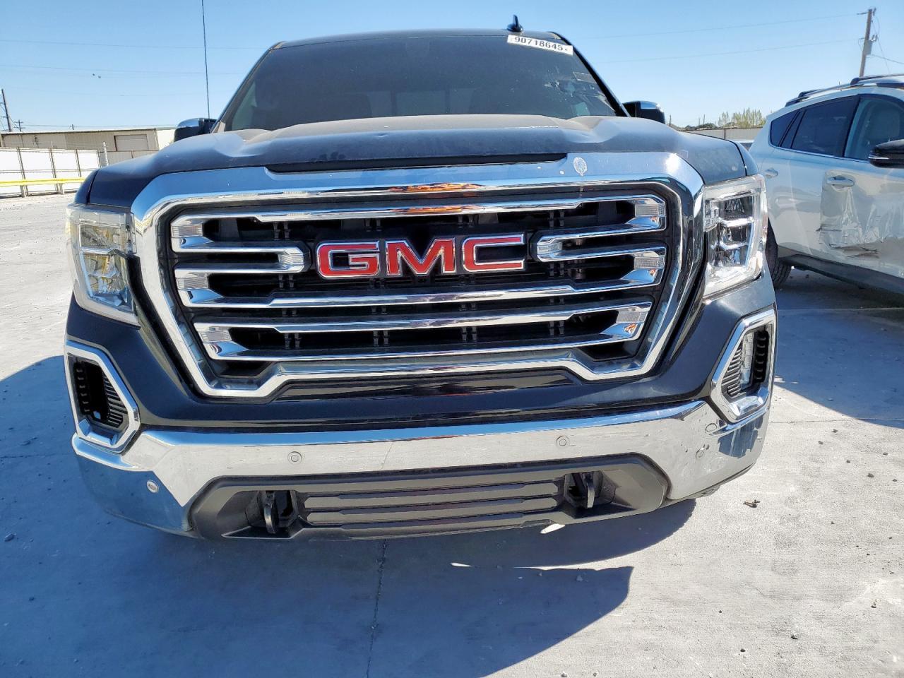 2022 GMC Sierra Limited K1500 Slt - Image 5