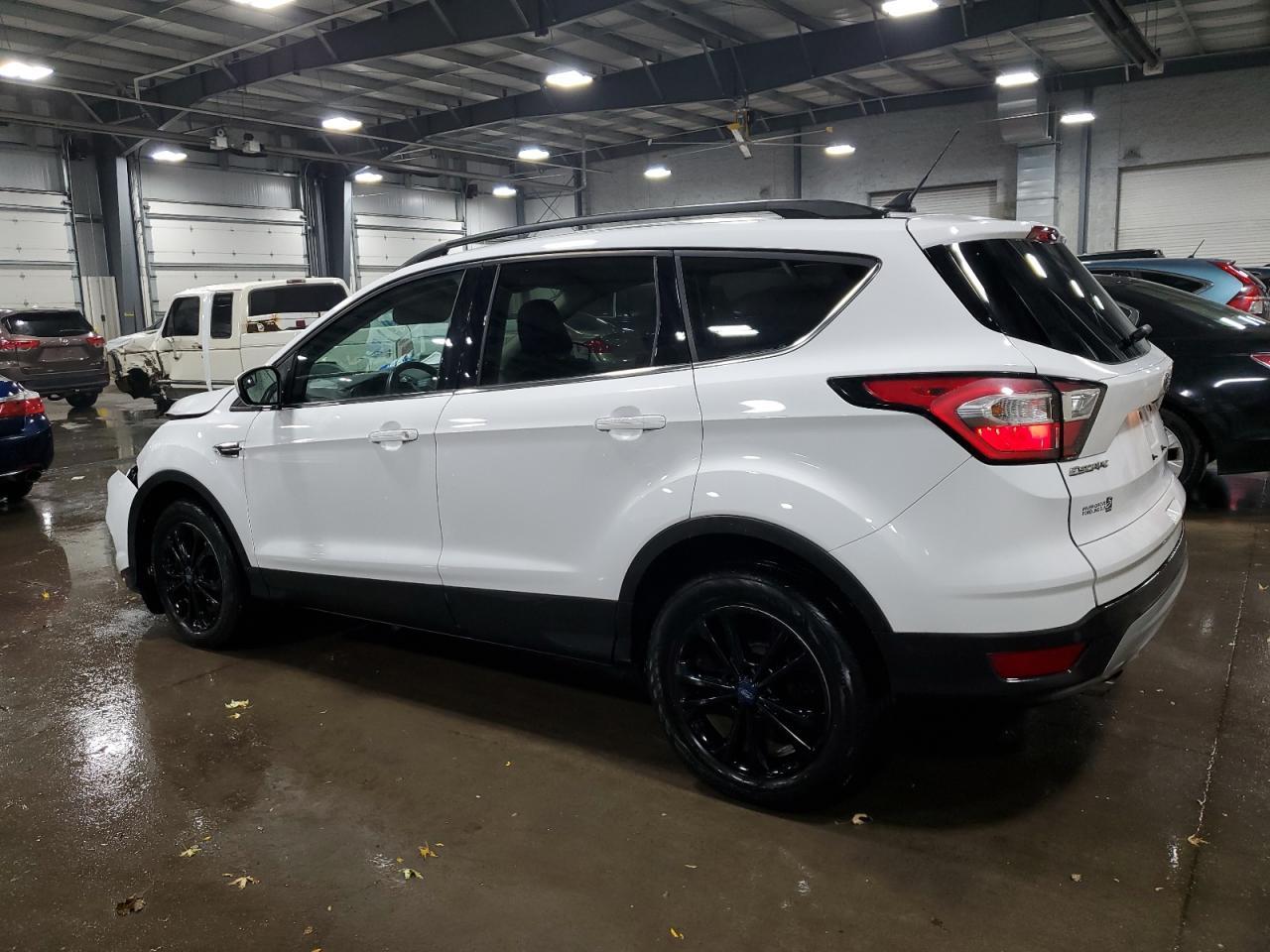 2018 Ford Escape Sel - Image 2