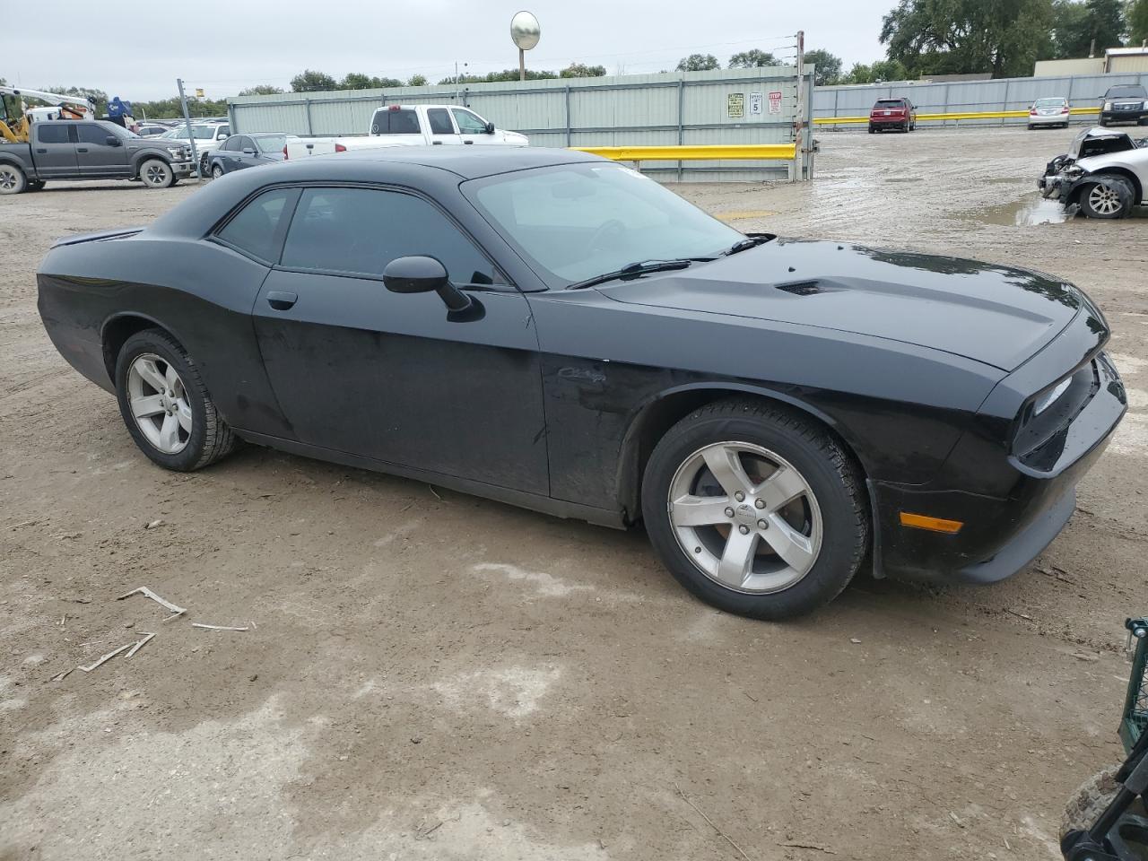 2011 Dodge Challenger - Image 4