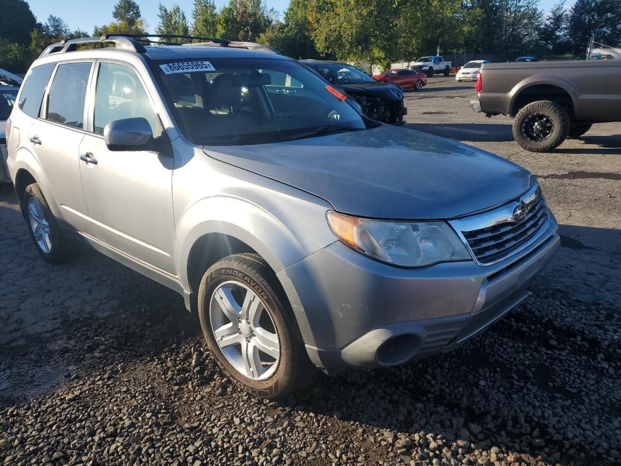 2010 Subaru Forester 2.5X Premium - Image 4
