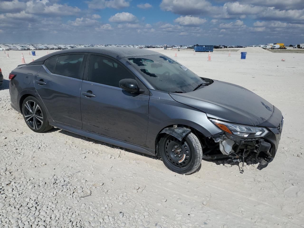 2021 Nissan Sentra Sr - Image 4