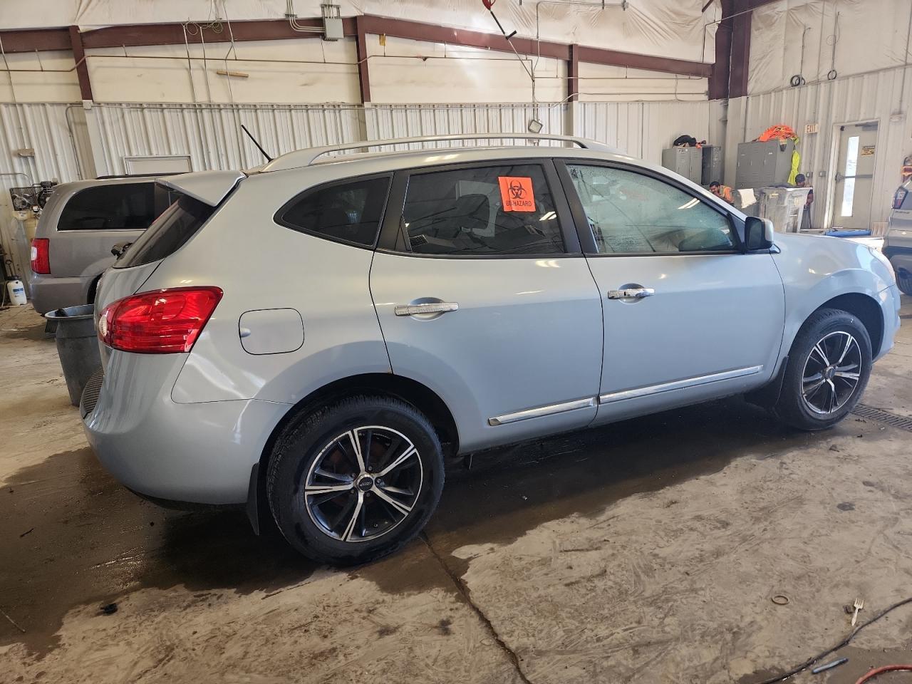2011 Nissan Rogue S - Image 3
