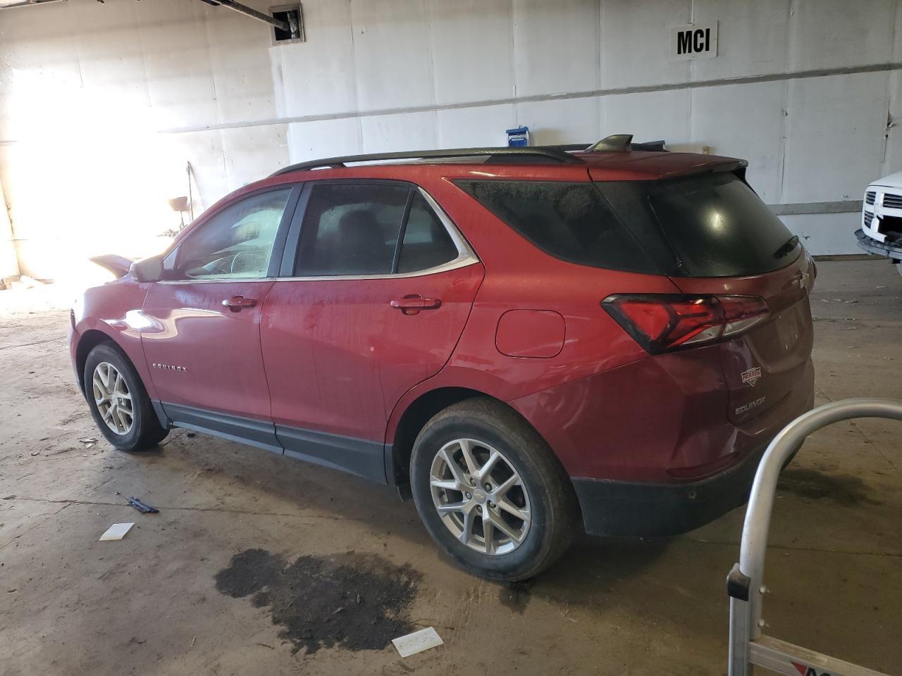 2022 Chevrolet Equinox Lt - Image 2