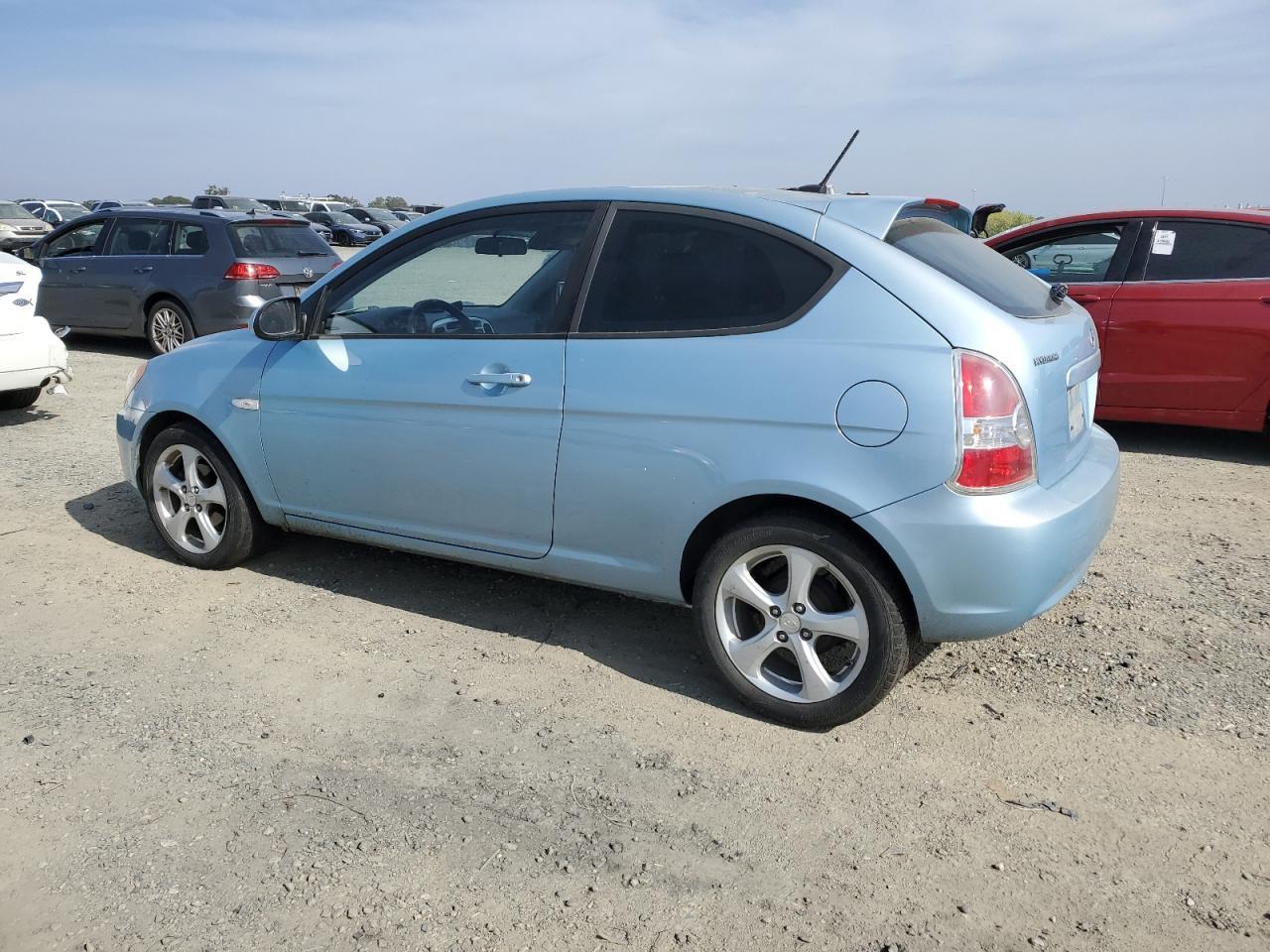 2009 Hyundai Accent Se - Фото 2