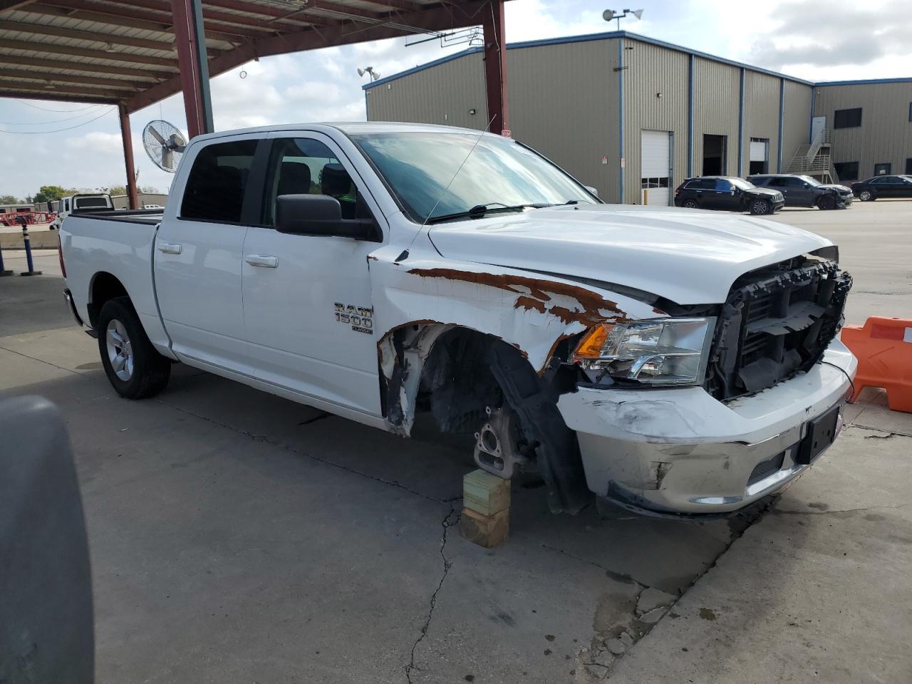 2021 Ram 1500 Classic Slt - Фото 4