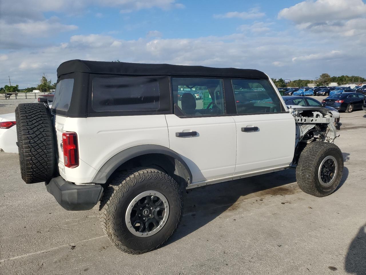 2021 Ford Bronco Base - Фото 3