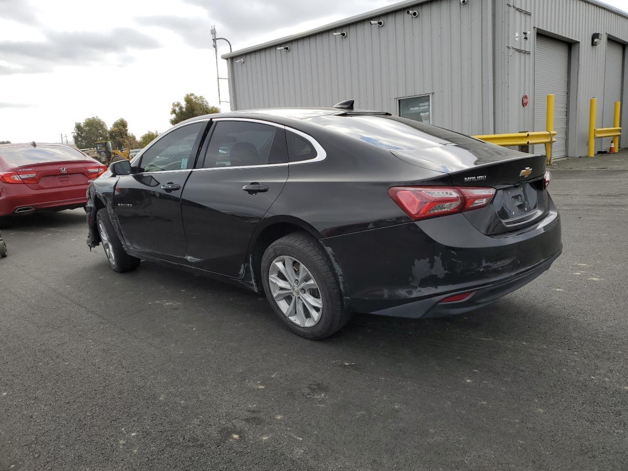 2019 Chevrolet Malibu Lt - Image 2