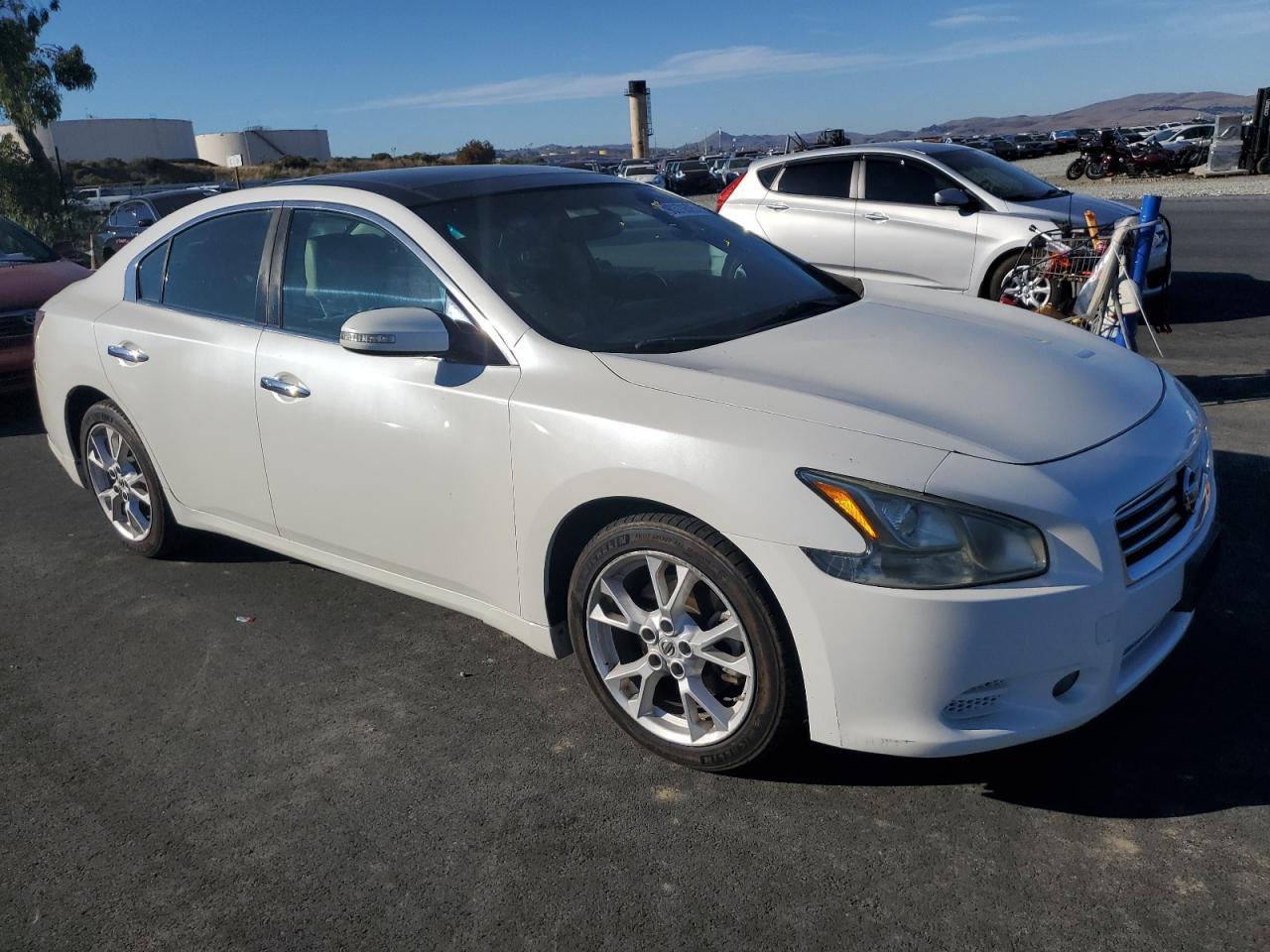 2013 Nissan Maxima S - Image 4