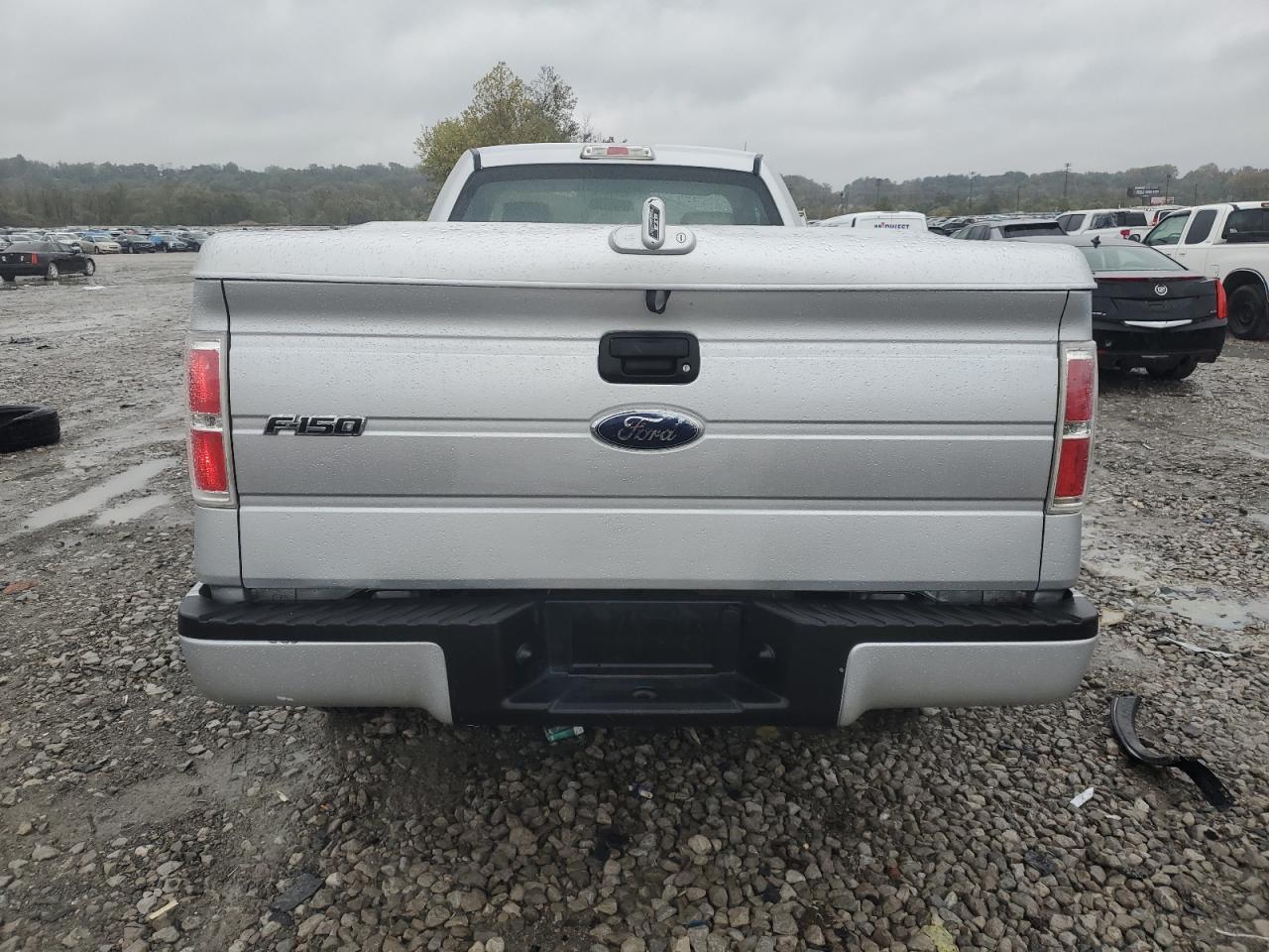 2010 Ford F150 - Image 6