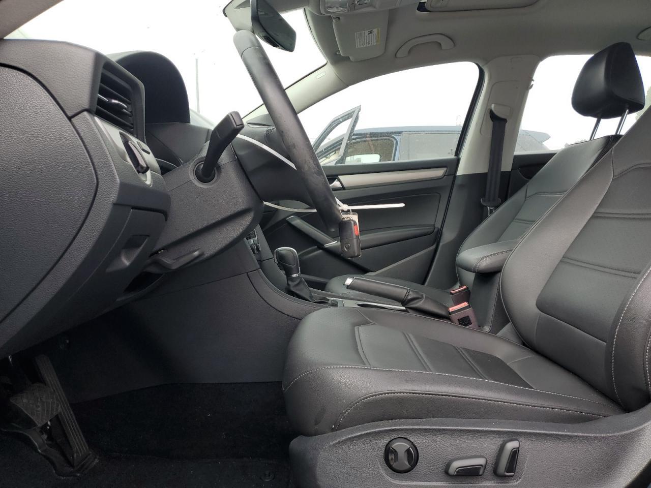 2020 Volkswagen Passat Se - Фото 7