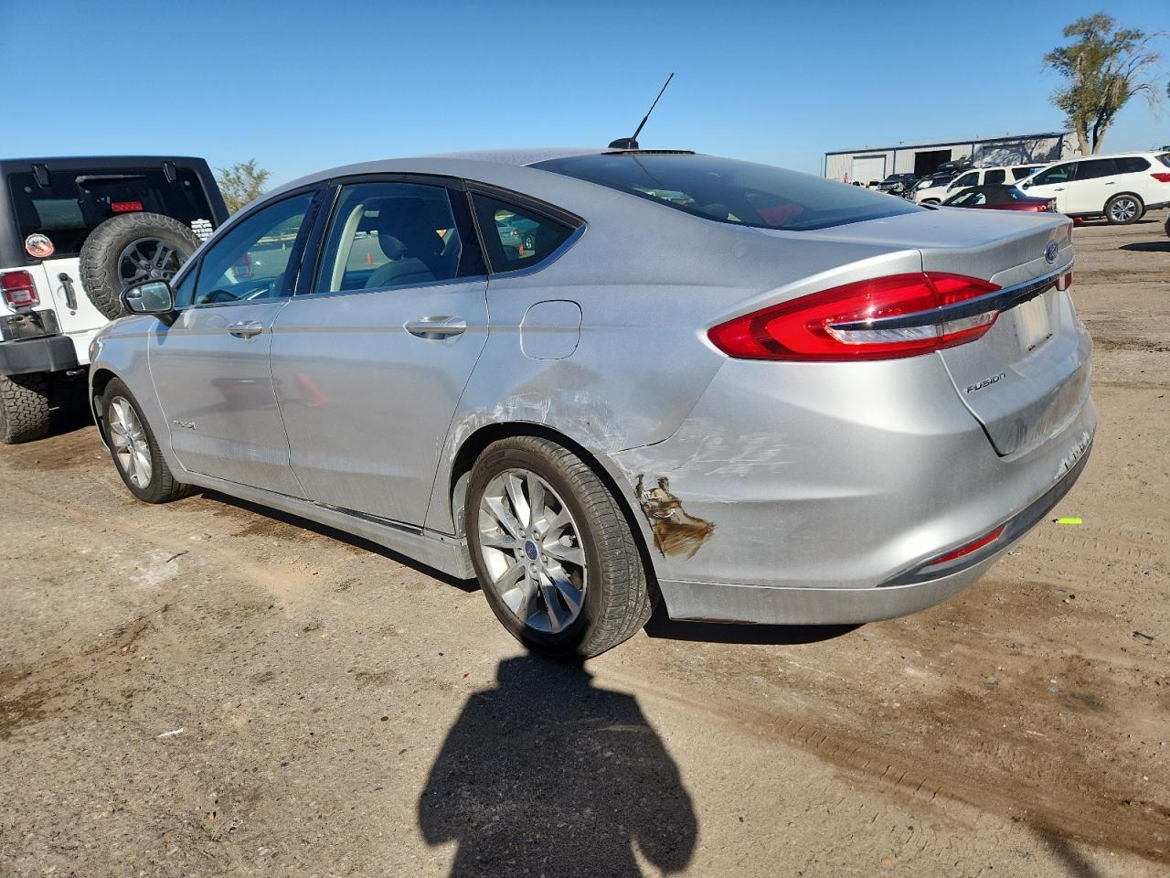 2017 Ford Fusion Se Hybrid - Фото 2
