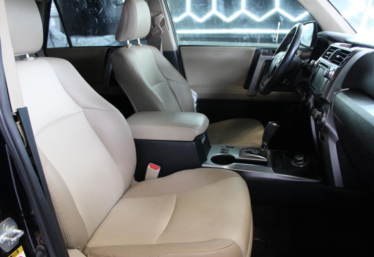 2018 Toyota 4Runner Sr5/Sr5 Premium - Image 5