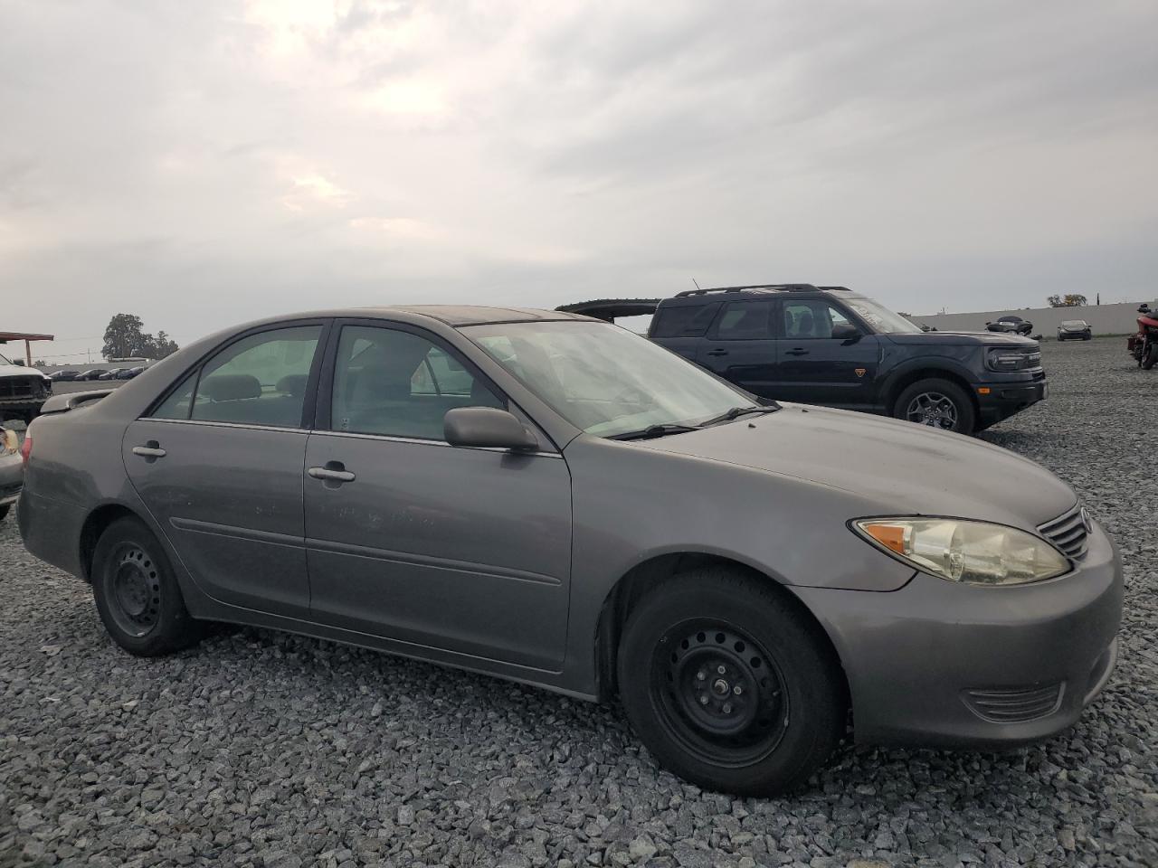 2005 Toyota Camry Le - Фото 4