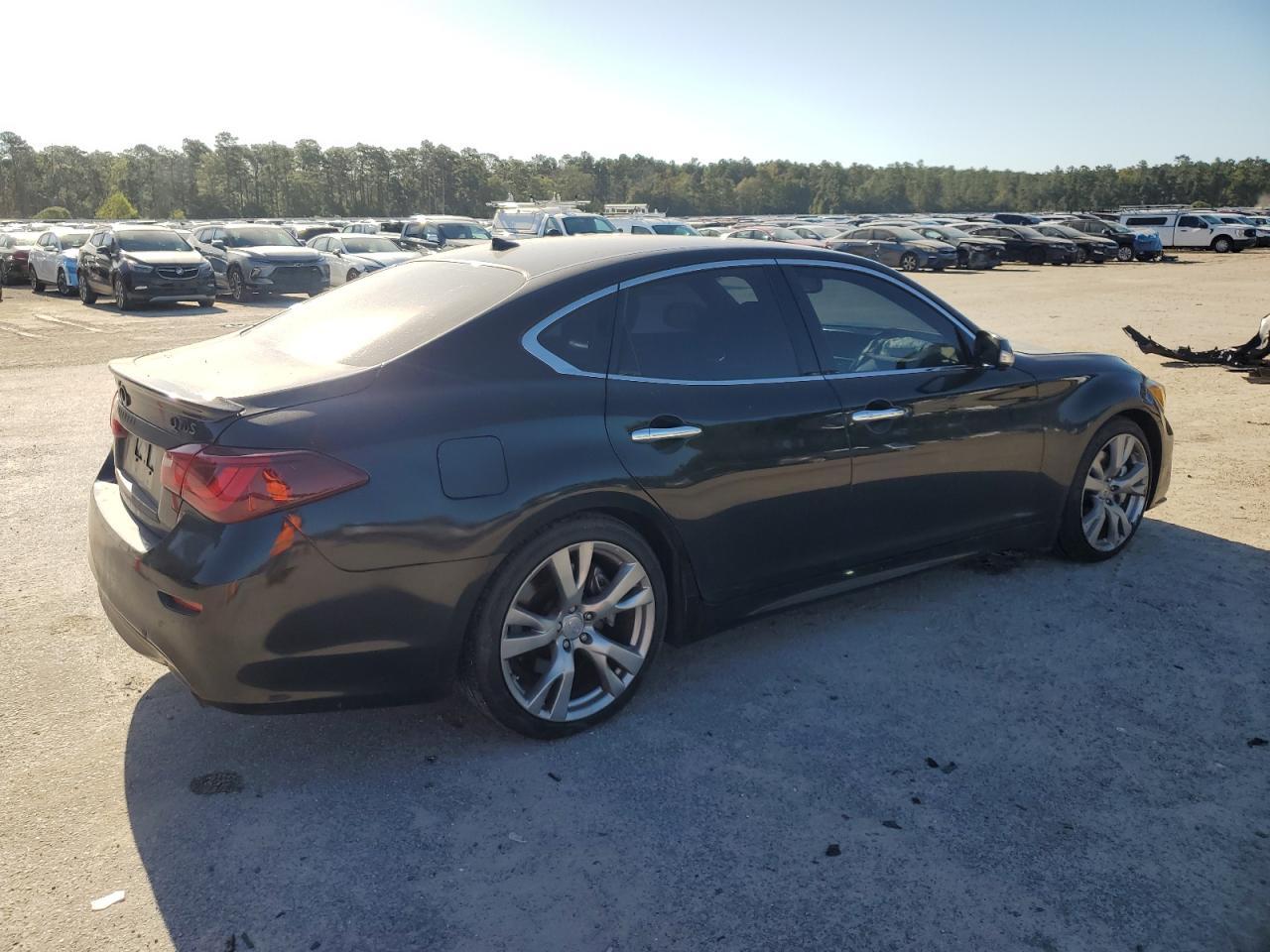 2016 Infiniti Q70 3.7 - Фото 3
