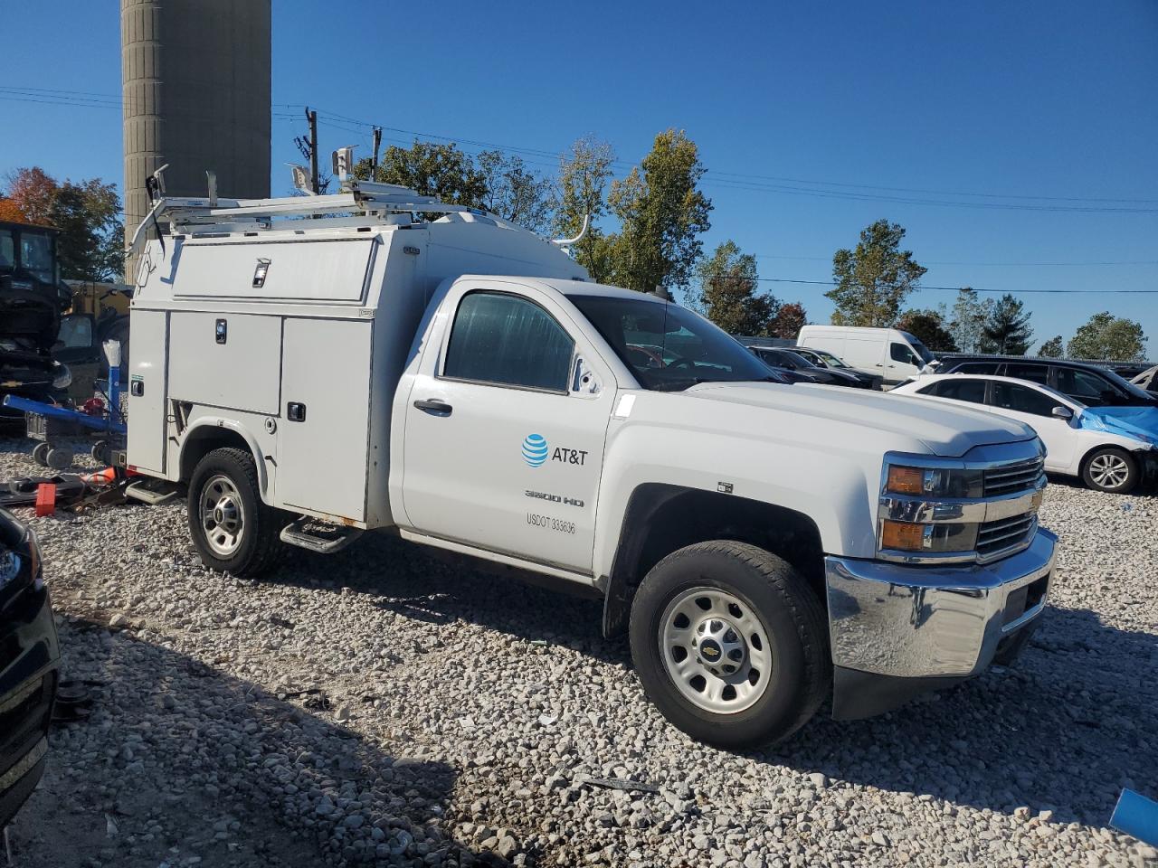 2017 Chevrolet Silverado C3500 - Фото 4