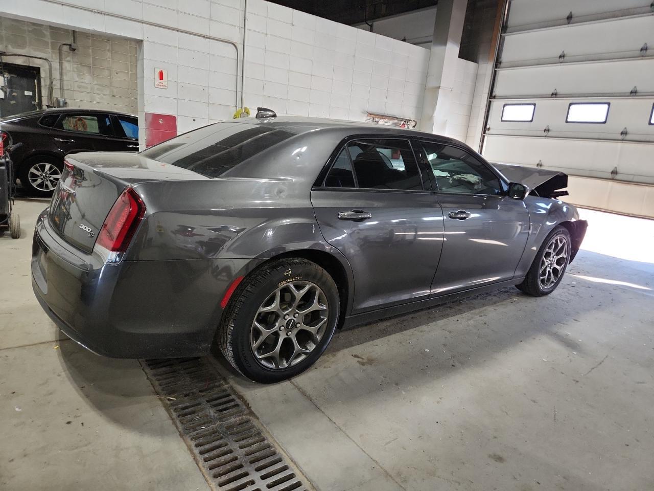 2017 Chrysler 300 S - Image 3