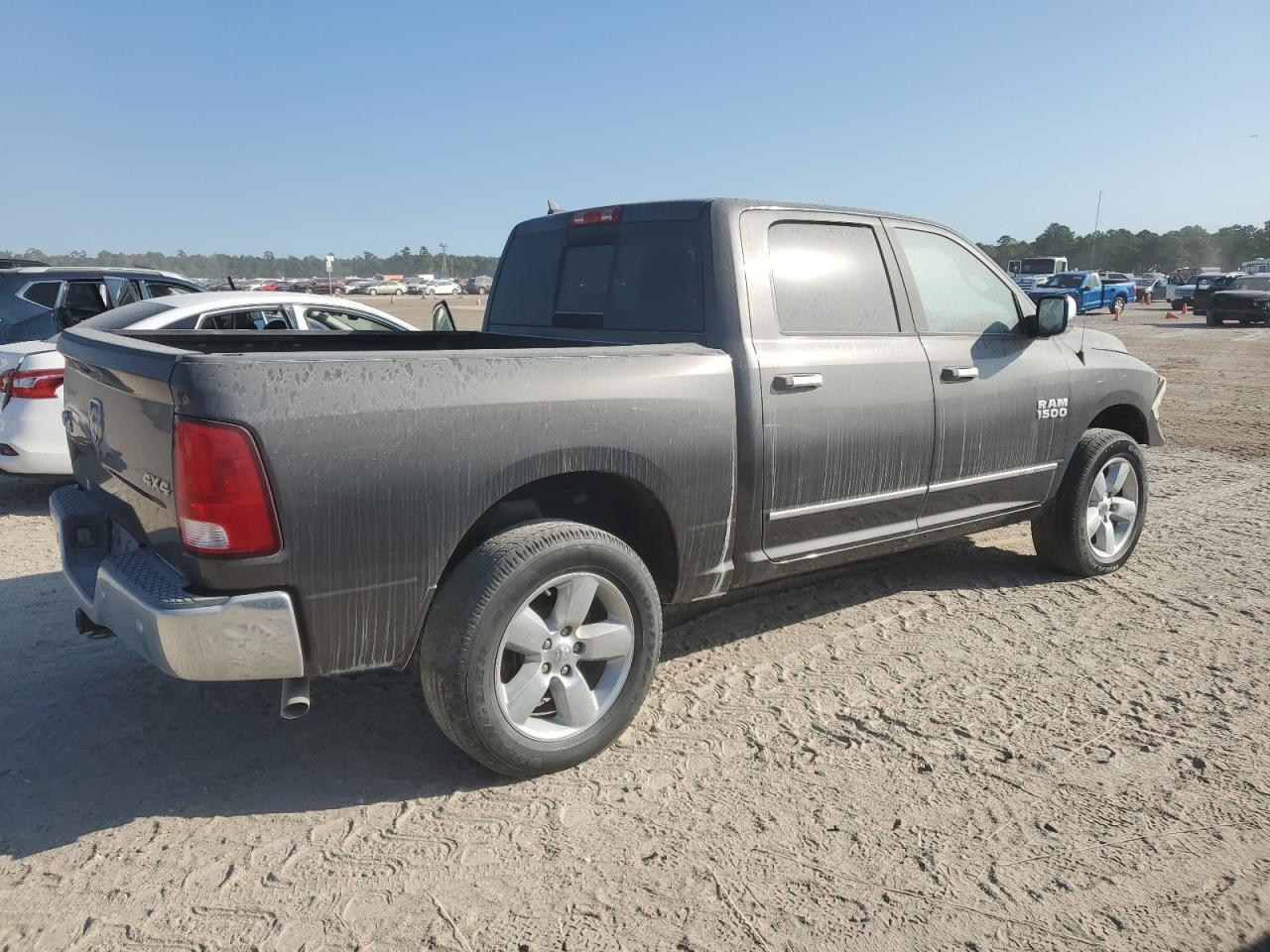 2017 Ram 1500 Slt - Фото 3