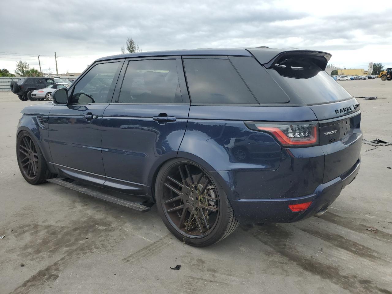 2014 Land Rover Range Rover Sport Hse - Image 2