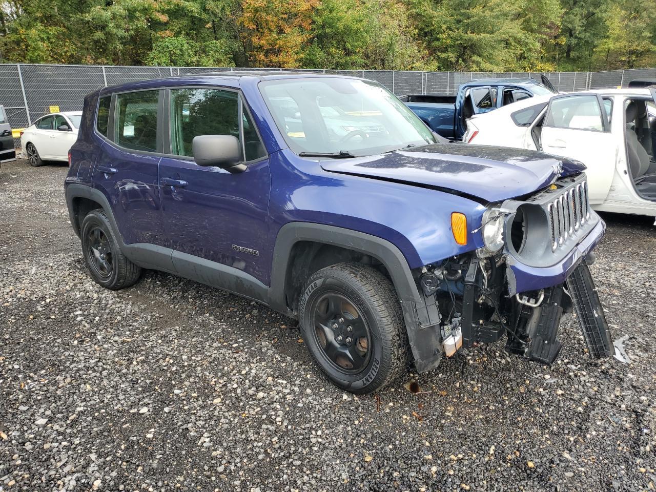 2016 Jeep Renegade Sport - Image 4