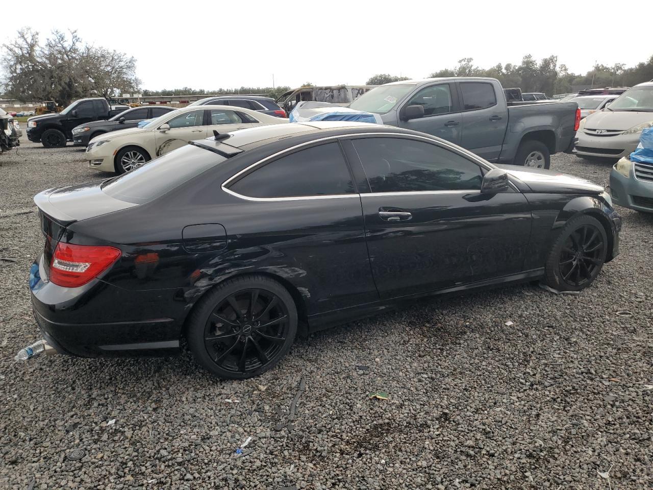 2014 Mercedes-Benz C 250 - Фото 3