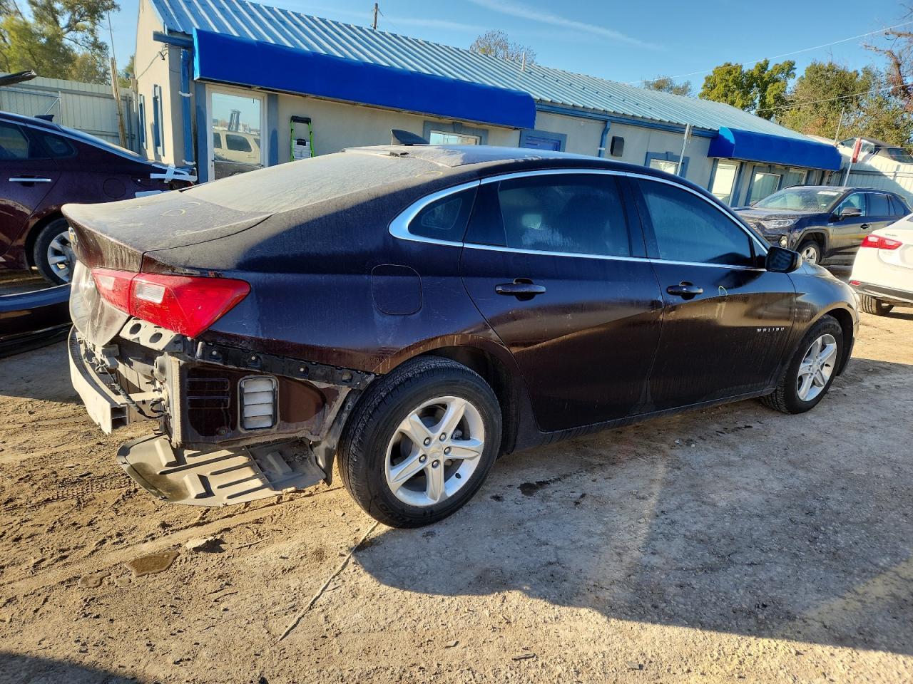2020 Chevrolet Malibu Ls - Image 3
