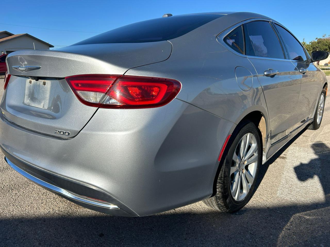 2015 Chrysler 200 Limited - Фото 4