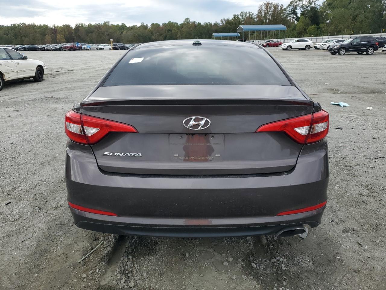 2017 Hyundai Sonata Se - Image 6