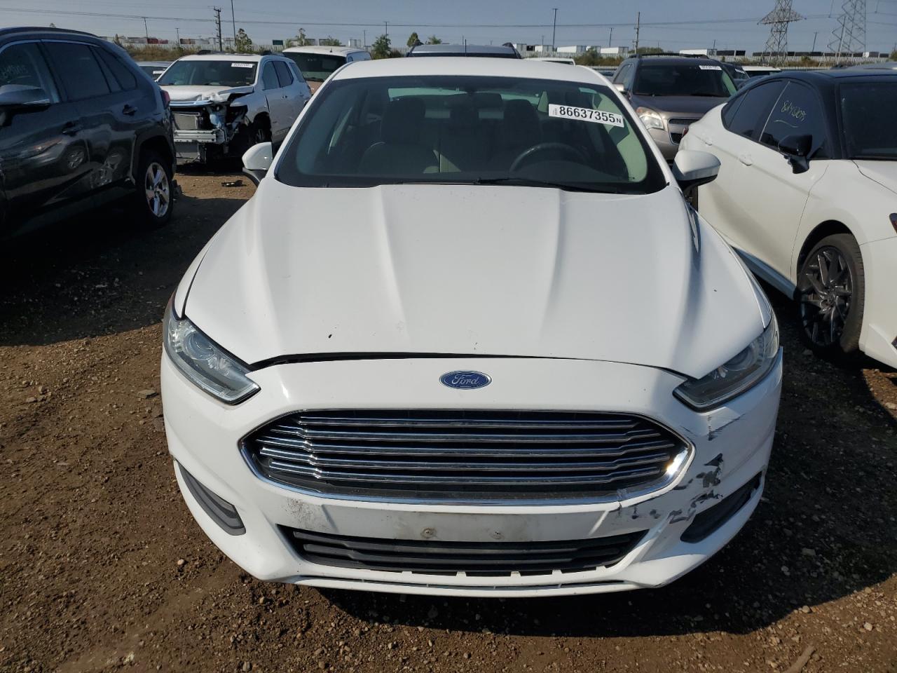 2016 Ford Fusion S - Фото 5
