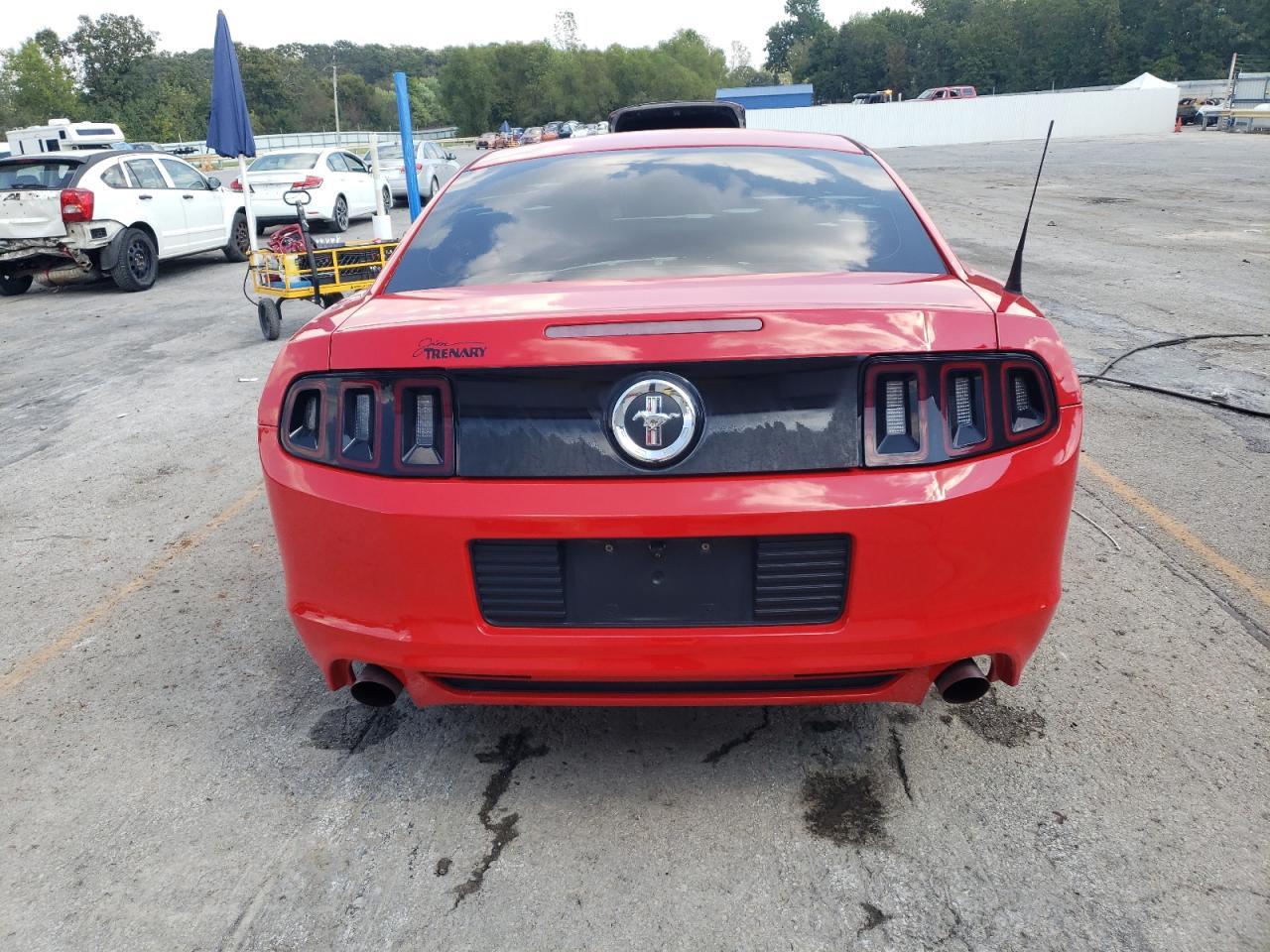 2014 Ford Mustang - Фото 6