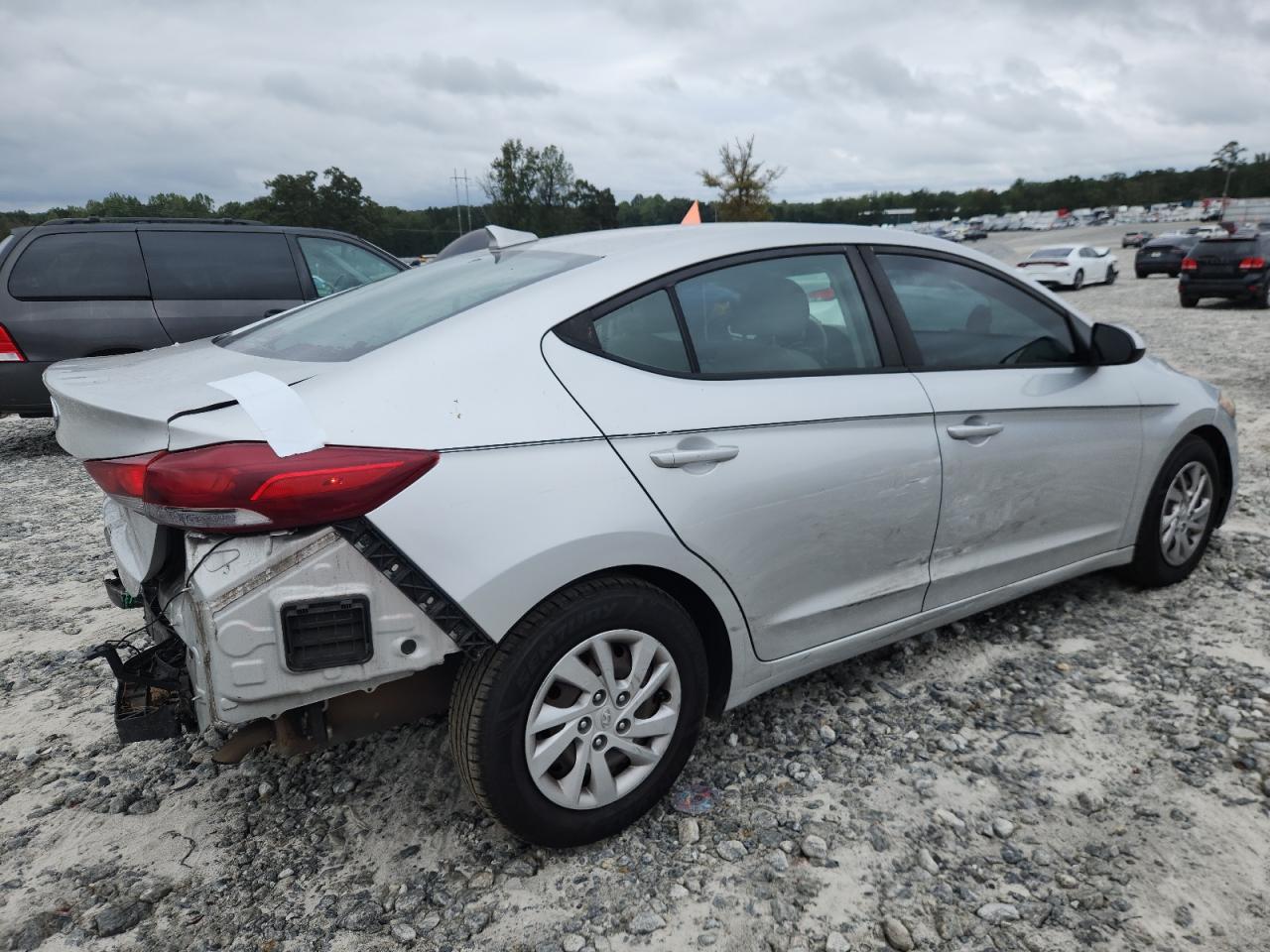 2017 Hyundai Elantra Se - Image 3