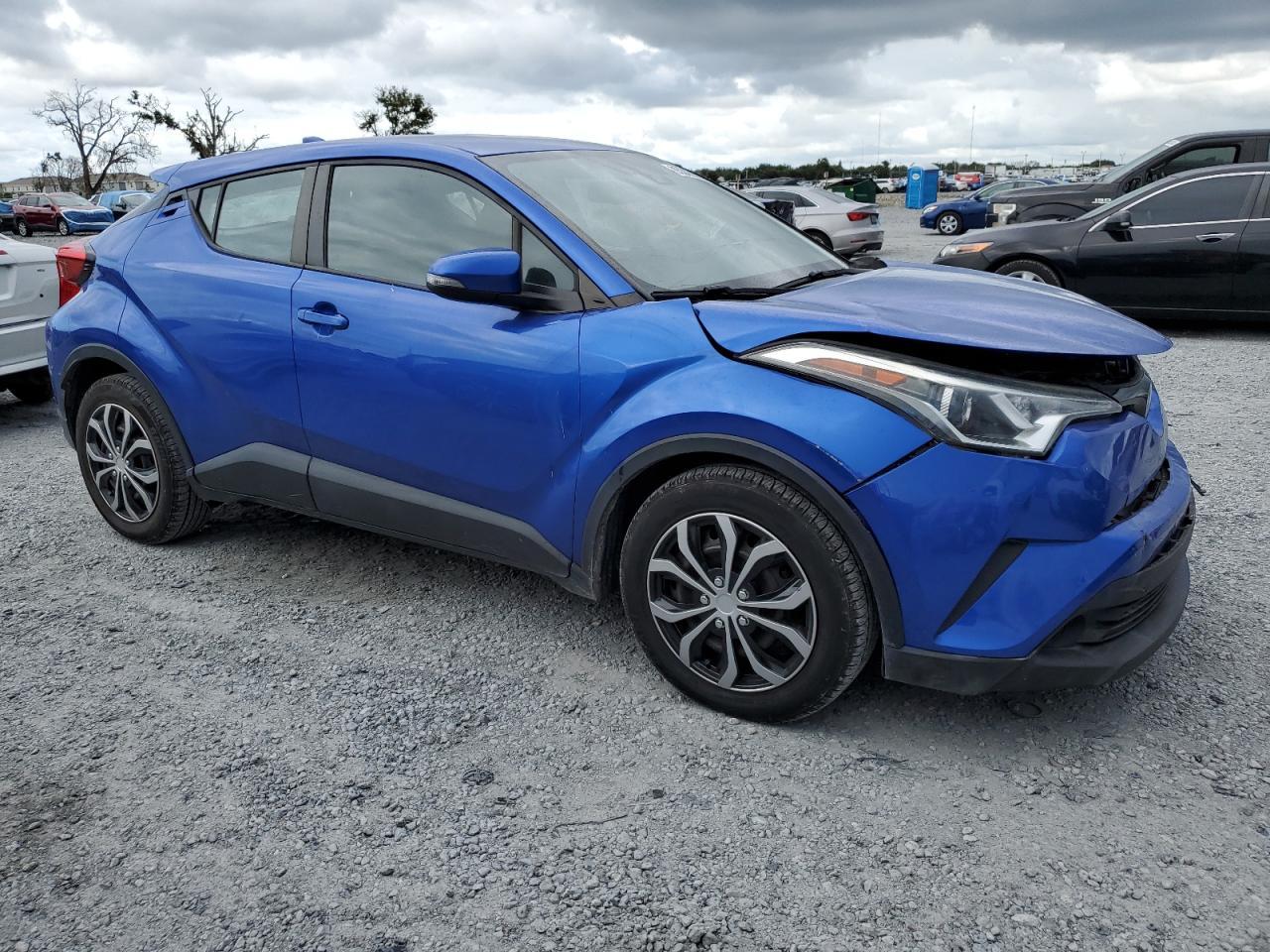 2019 Toyota C-Hr Xle - Фото 4