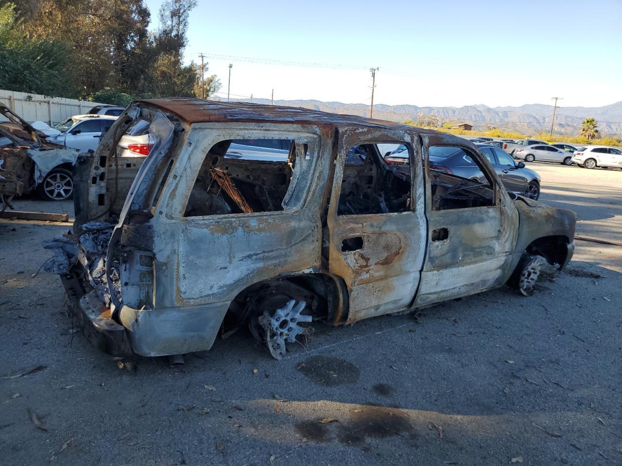 2001 GMC Yukon - Фото 3