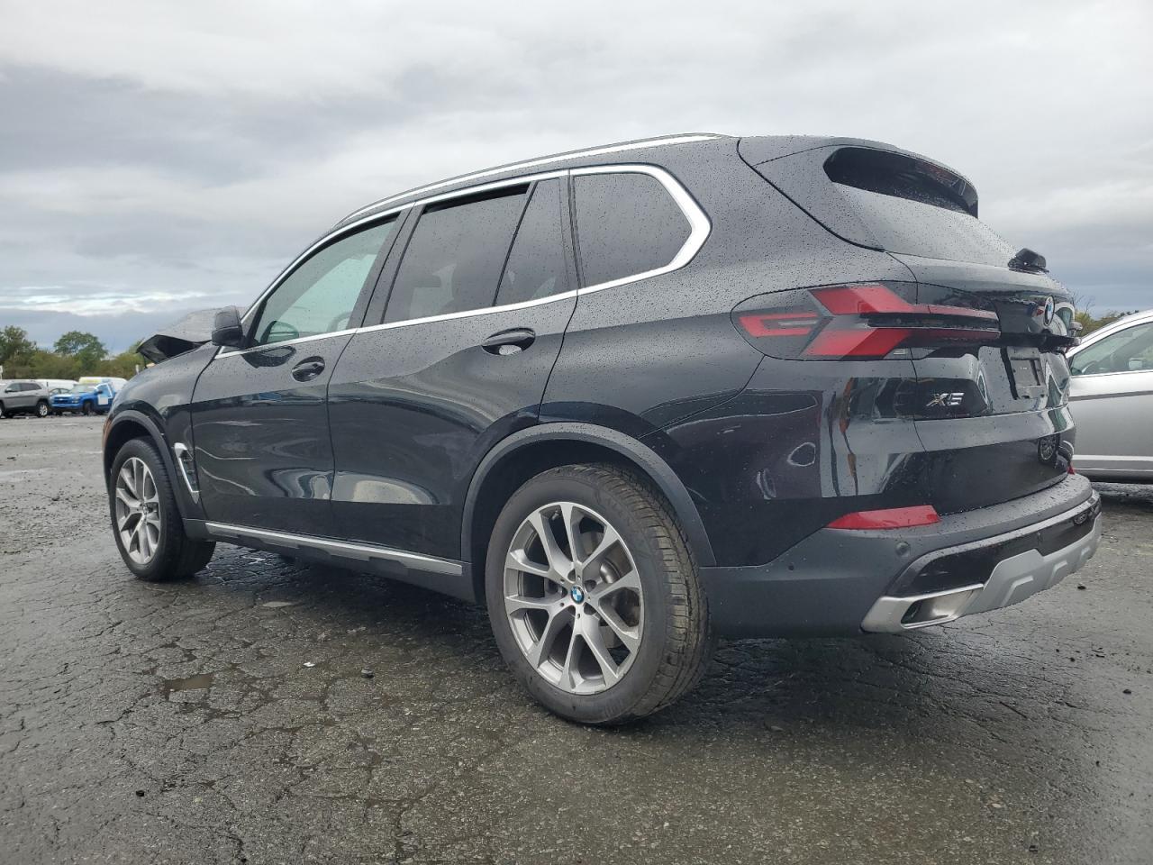 2025 BMW X5 xDrive40I - Фото 2
