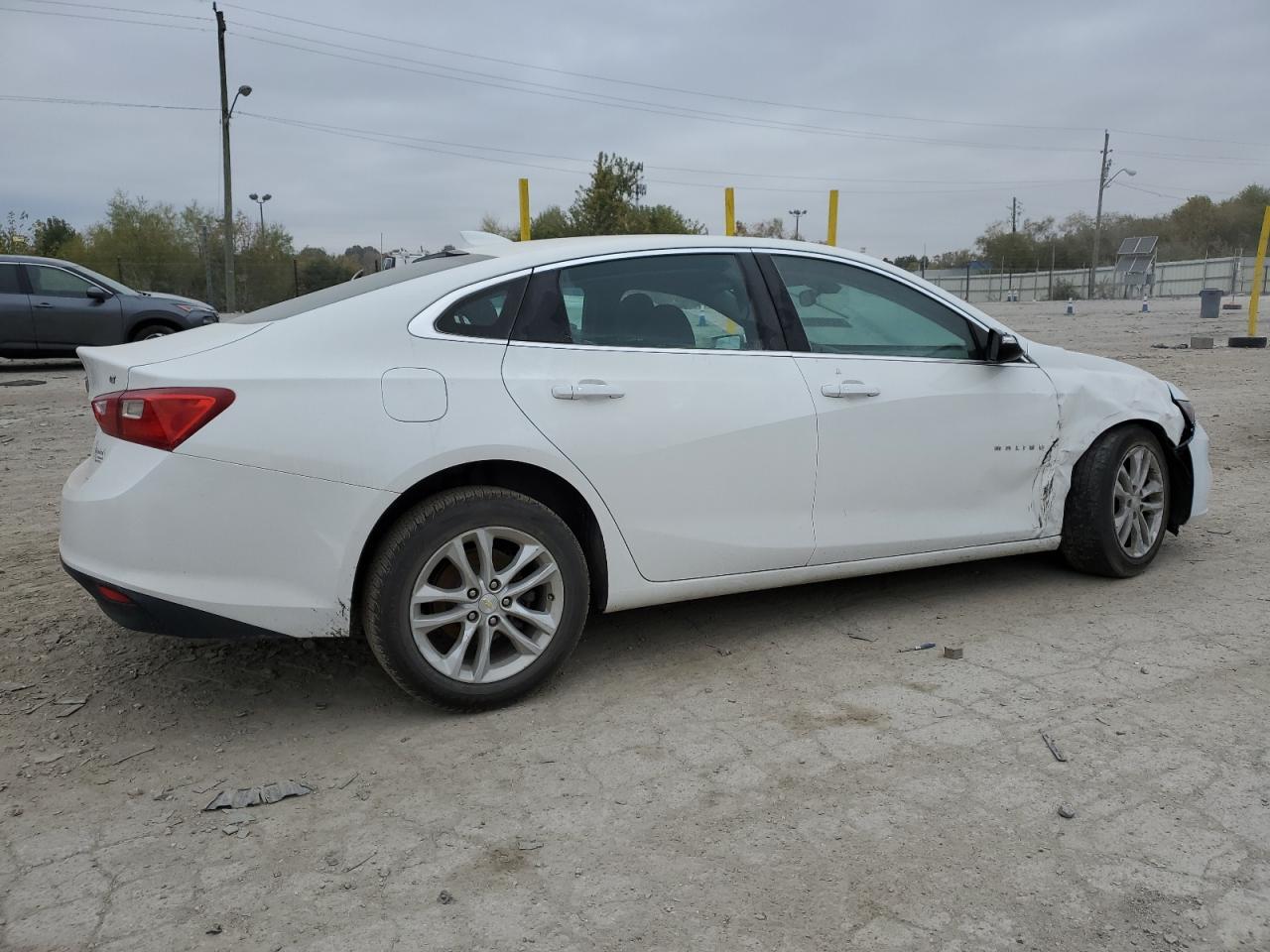 2016 Chevrolet Malibu Lt - Image 3