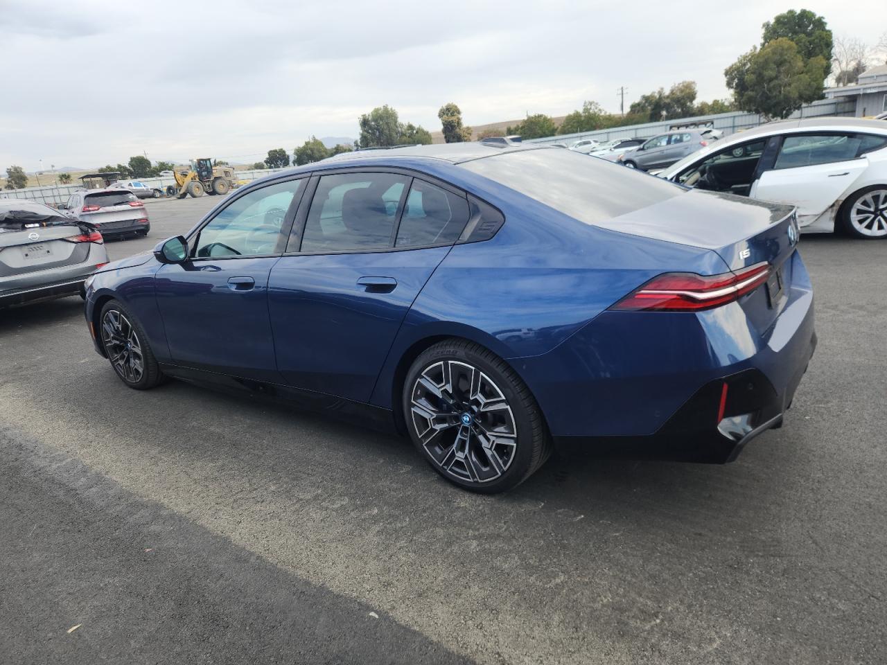 2024 BMW I5 Edrive 40 - Фото 2