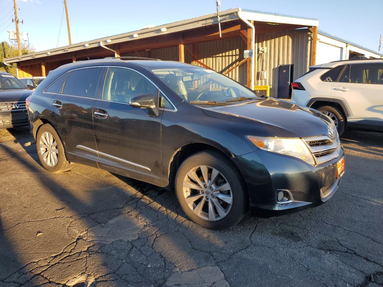 2014 Toyota Venza Le - Image 4