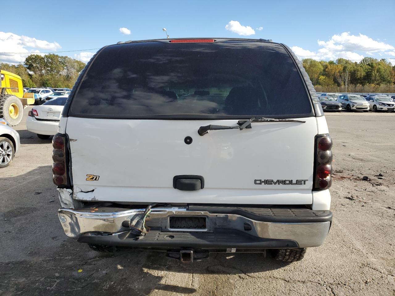 2002 Chevrolet Tahoe K1500 - Фото 6