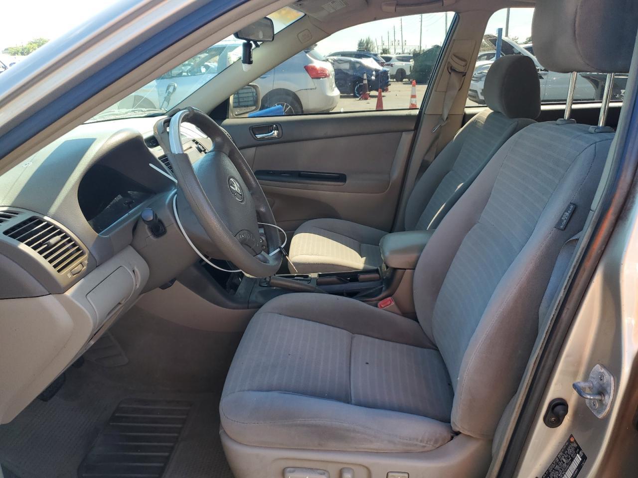 2005 Toyota Camry Le - Фото 7