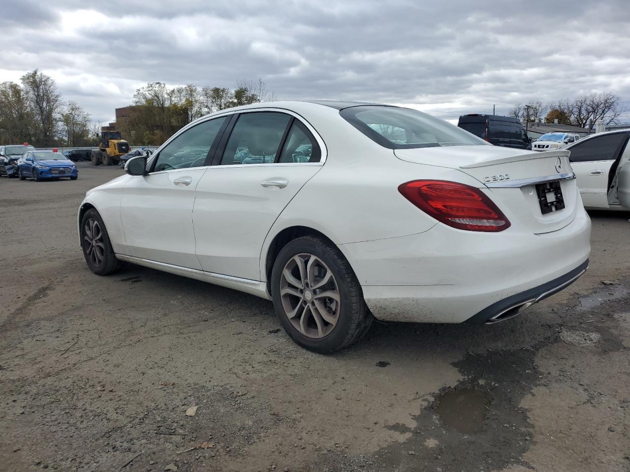 2016 Mercedes-Benz C 300 4Matic - Фото 2